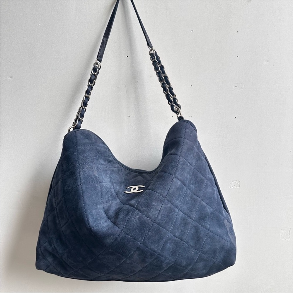 CHANEL Blue Quilted Hobo Bag with Chain Strap